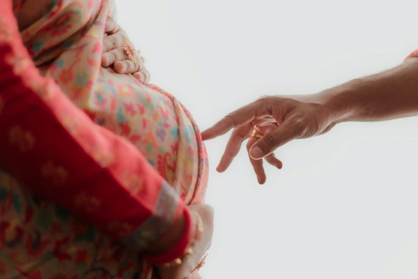 Exercice et grossesse multiple : comment rester en forme